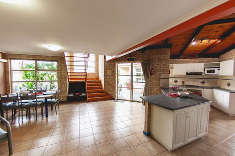 Esperance Foreshore Apartments - Lightning Ridge Tourism 41