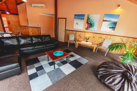Esperance Foreshore Apartments - Lightning Ridge Tourism 21
