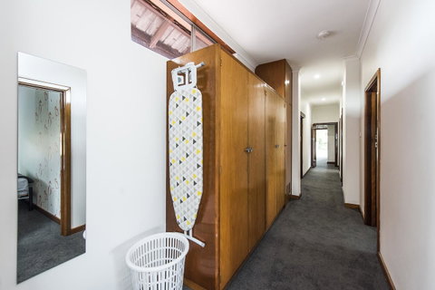 Big House Heated Pool 11 Beds Como / South Perth / Applecross - Lightning Ridge Tourism 22