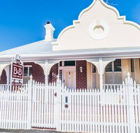 South Beach Bed  Breakfast - Lightning Ridge Tourism
