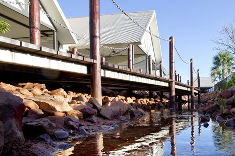 Freshwater East Kimberley Apartments - Lightning Ridge Tourism 17