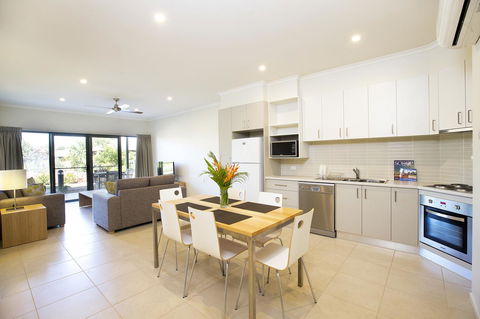 Freshwater East Kimberley Apartments - Lightning Ridge Tourism 2