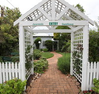 Jacaranda Guest House - Lightning Ridge Tourism