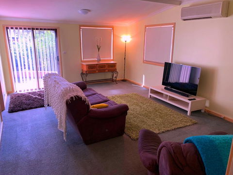 The Cottage That Could - Lightning Ridge Tourism 4