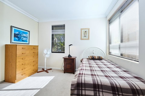 Fremantle Townhouse Unit 4 - Lightning Ridge Tourism 12