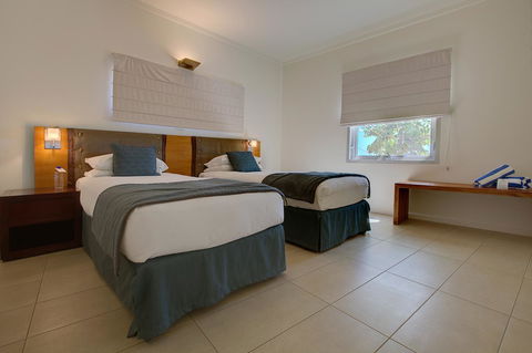 Mantarays Ningaloo Beach Resort - Lightning Ridge Tourism 25