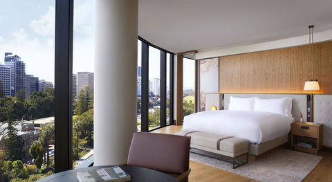 The Ritz-Carlton, Perth - Lightning Ridge Tourism 7