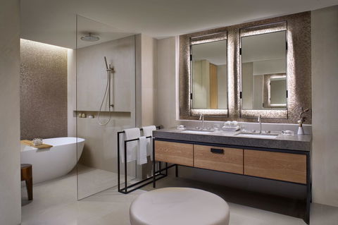 The Ritz-Carlton, Perth - Lightning Ridge Tourism 23