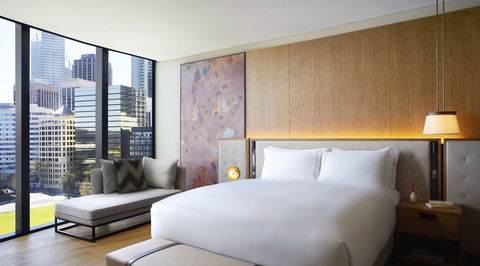 The Ritz-Carlton, Perth - Lightning Ridge Tourism 11