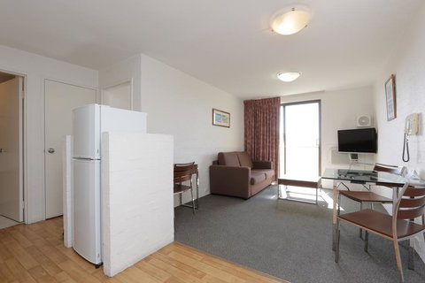 Atrium Hotel Mandurah - Lightning Ridge Tourism 32