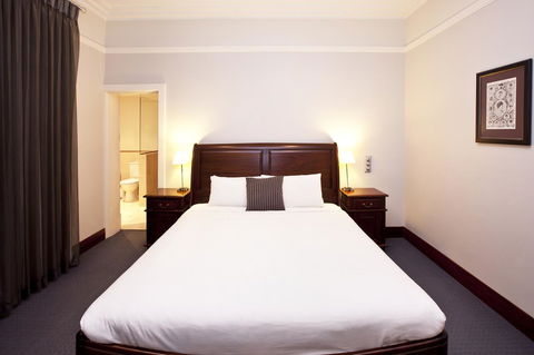 Caves House Hotel & Apartments Yallingup - Lightning Ridge Tourism 42