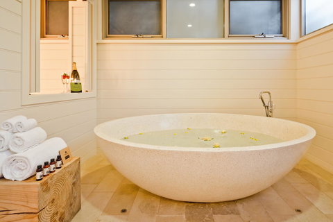 Injidup Spa Retreat - Lightning Ridge Tourism 7