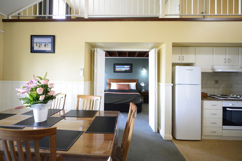 The Jetty Resort - Lightning Ridge Tourism 4