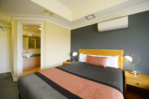 The Jetty Resort - Lightning Ridge Tourism 30