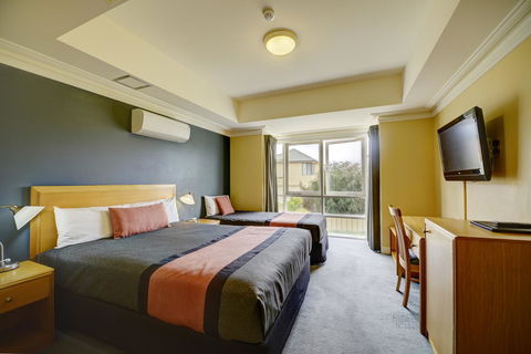 The Jetty Resort - Lightning Ridge Tourism 31