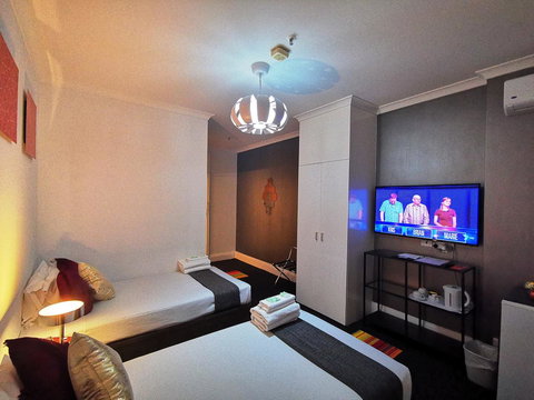 Criterion Hotel Perth - Lightning Ridge Tourism 11