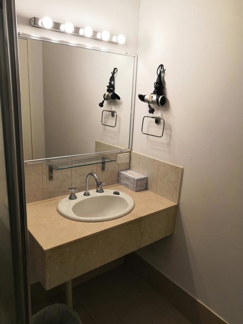 Criterion Hotel Perth - Lightning Ridge Tourism 43