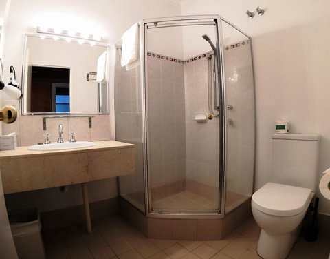 Criterion Hotel Perth - Lightning Ridge Tourism 15