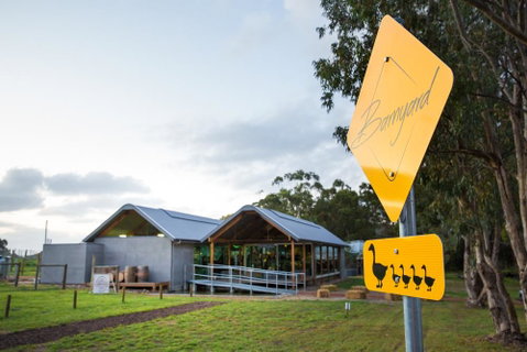 Sienna Lodge - Lightning Ridge Tourism 11