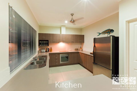 3 Kestrel Place - Lightning Ridge Tourism 6