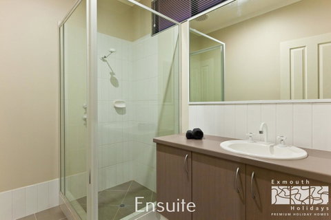 3 Kestrel Place - Lightning Ridge Tourism 10