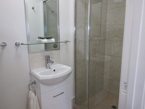 Australind Tourist Park - Lightning Ridge Tourism 9