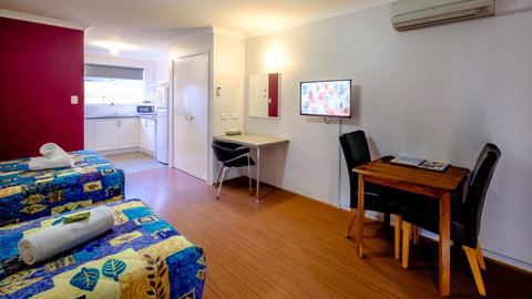 Australind Tourist Park - Lightning Ridge Tourism 40