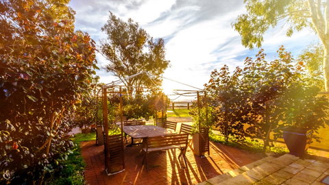 Australind Tourist Park - Lightning Ridge Tourism 14