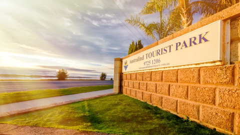 Australind Tourist Park - Lightning Ridge Tourism 19