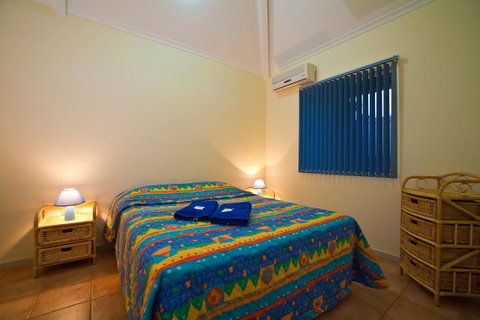 Osprey Holiday Village Unit 102 - Lightning Ridge Tourism 8