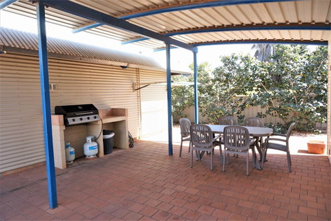 Osprey Holiday Village Unit 102 - Lightning Ridge Tourism 14
