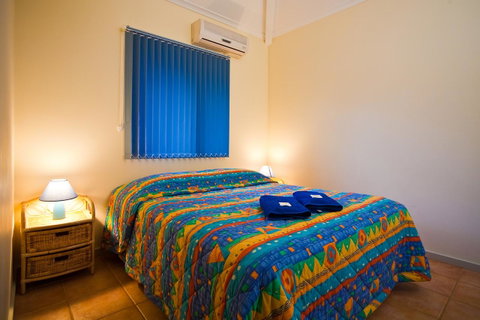Osprey Holiday Village Unit 102 - Lightning Ridge Tourism 9