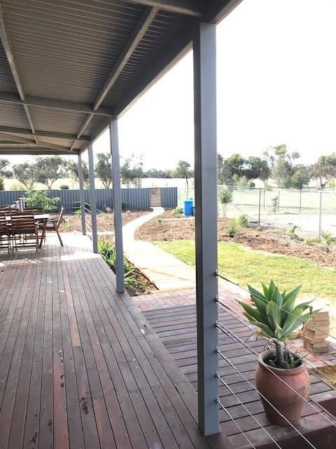 The Mains Guest House 2 Bedroom Farm Stay - Lightning Ridge Tourism 13