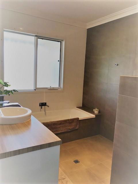 The Mains Guest House 2 Bedroom Farm Stay - Lightning Ridge Tourism 10