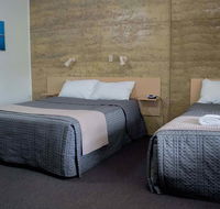 Hopetoun Motel  Chalet Village - Lightning Ridge Tourism