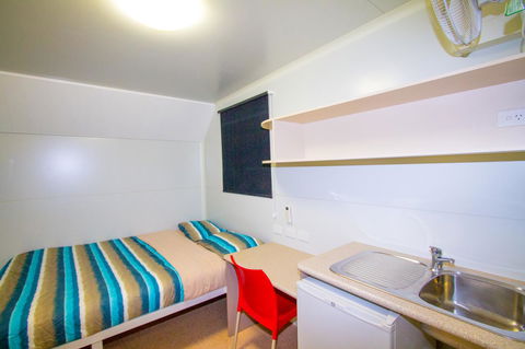Meekatharra Accommodation Centre - Lightning Ridge Tourism 21