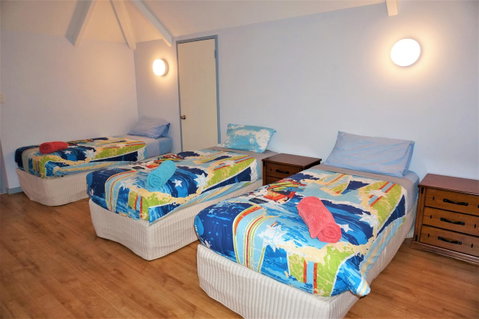 Osprey Holiday Village Unit 118 - Lightning Ridge Tourism 12