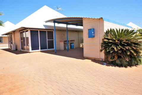 Osprey Holiday Village Unit 118 - Lightning Ridge Tourism 1