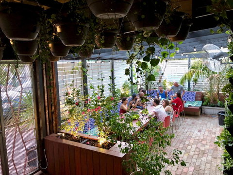 Spinners Hostel - Lightning Ridge Tourism 6