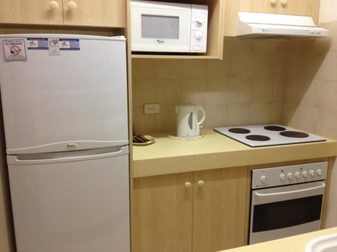 Dragonfly Apartment On Regal - Lightning Ridge Tourism 14