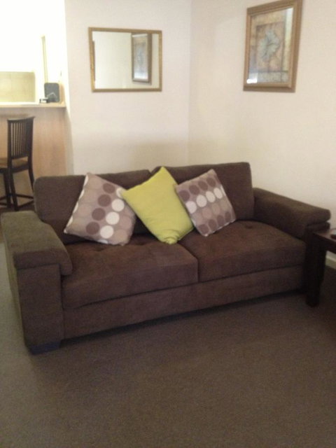 Dragonfly Apartment On Regal - Lightning Ridge Tourism 8