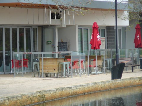 Dragonfly Apartment On Regal - Lightning Ridge Tourism 44