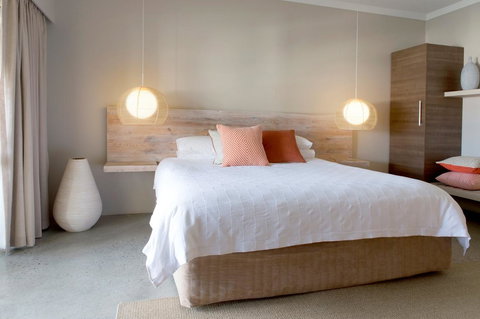 The Marina Hotel - Mindarie - Lightning Ridge Tourism 20