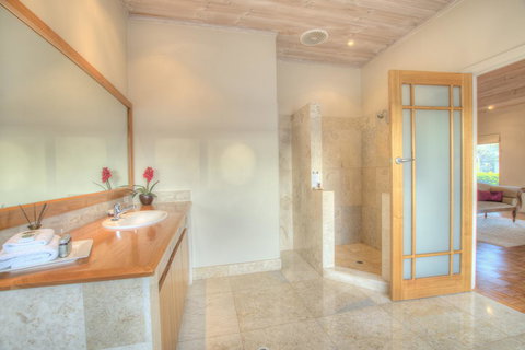 Moana Spa Villas - Prime Yallingup Location - Lightning Ridge Tourism 30