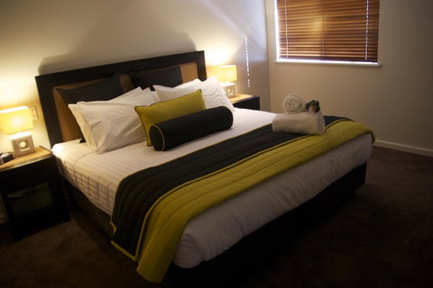 Gecko Lodge Kalbarri - Lightning Ridge Tourism 25