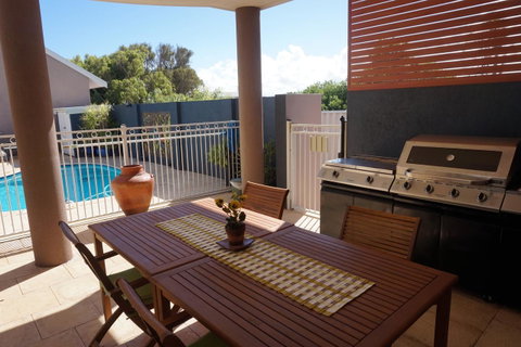 Gecko Lodge Kalbarri - Lightning Ridge Tourism 29
