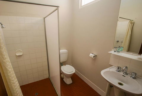 Esplanade Hotel Busselton - Lightning Ridge Tourism 24