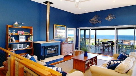 Tru Blu - Enjoy Sweeping 180 Degree Views Of Gracetown In This Modern Family Beach House - Lightning Ridge Tourism 5
