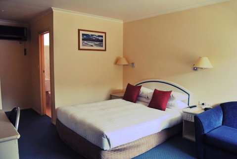 Comfort Inn Devonport - Lightning Ridge Tourism 13
