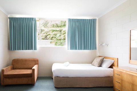 Comfort Inn Devonport - Lightning Ridge Tourism 19